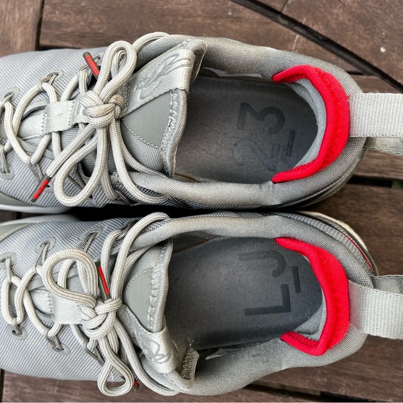 Nike Lwbron XIV 14 Low Military, great condition. Size 12.5 - Picture 5 of 8